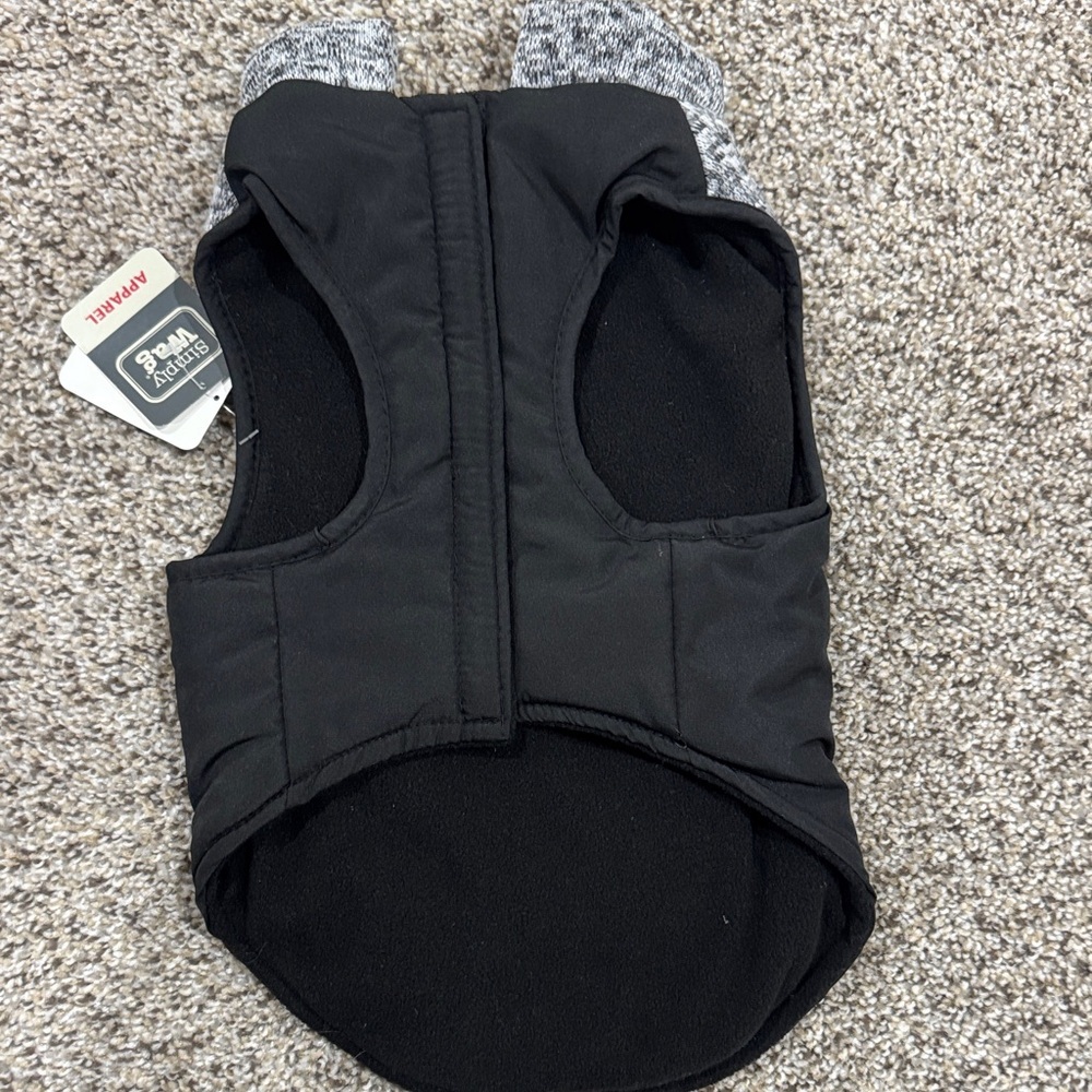 Size M Gray & Black Reflective Dog Vest with Neon Logo - Picture 3 of 4
